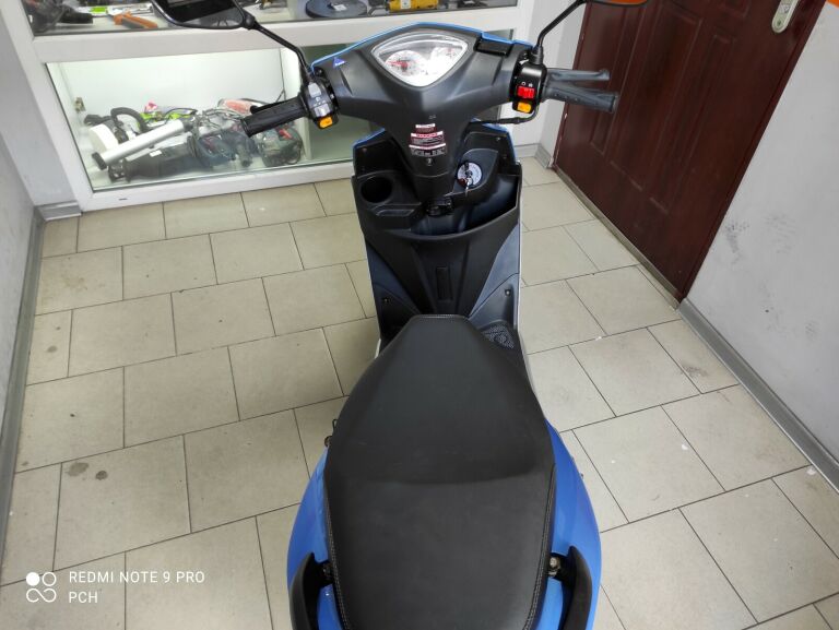 skuter-bartone-scalpel-uwaga-odbior-osobisty-typ-silnika-dwusuwowy