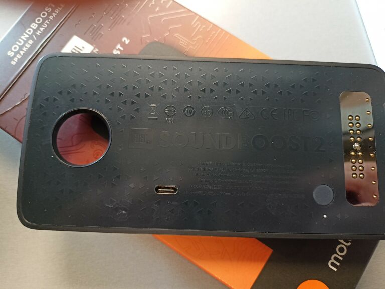 GŁOŚNIK JBL SOUNDBOOST 2