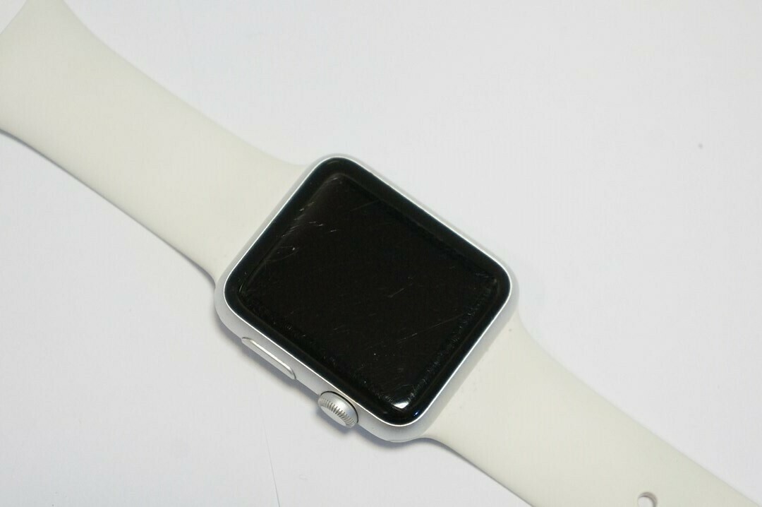 smartwatch-apple-watch-1-42mm-a1554-model-a1554