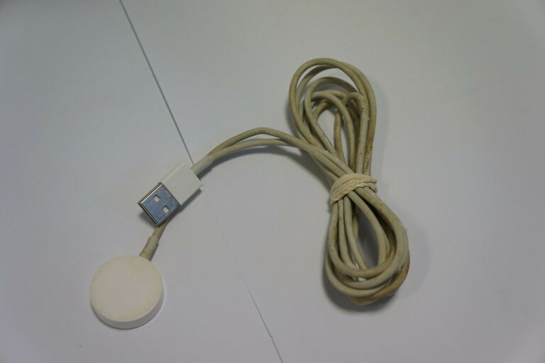 smartwatch-apple-watch-1-42mm-a1554-wodoszczelnosc-brak-informacji