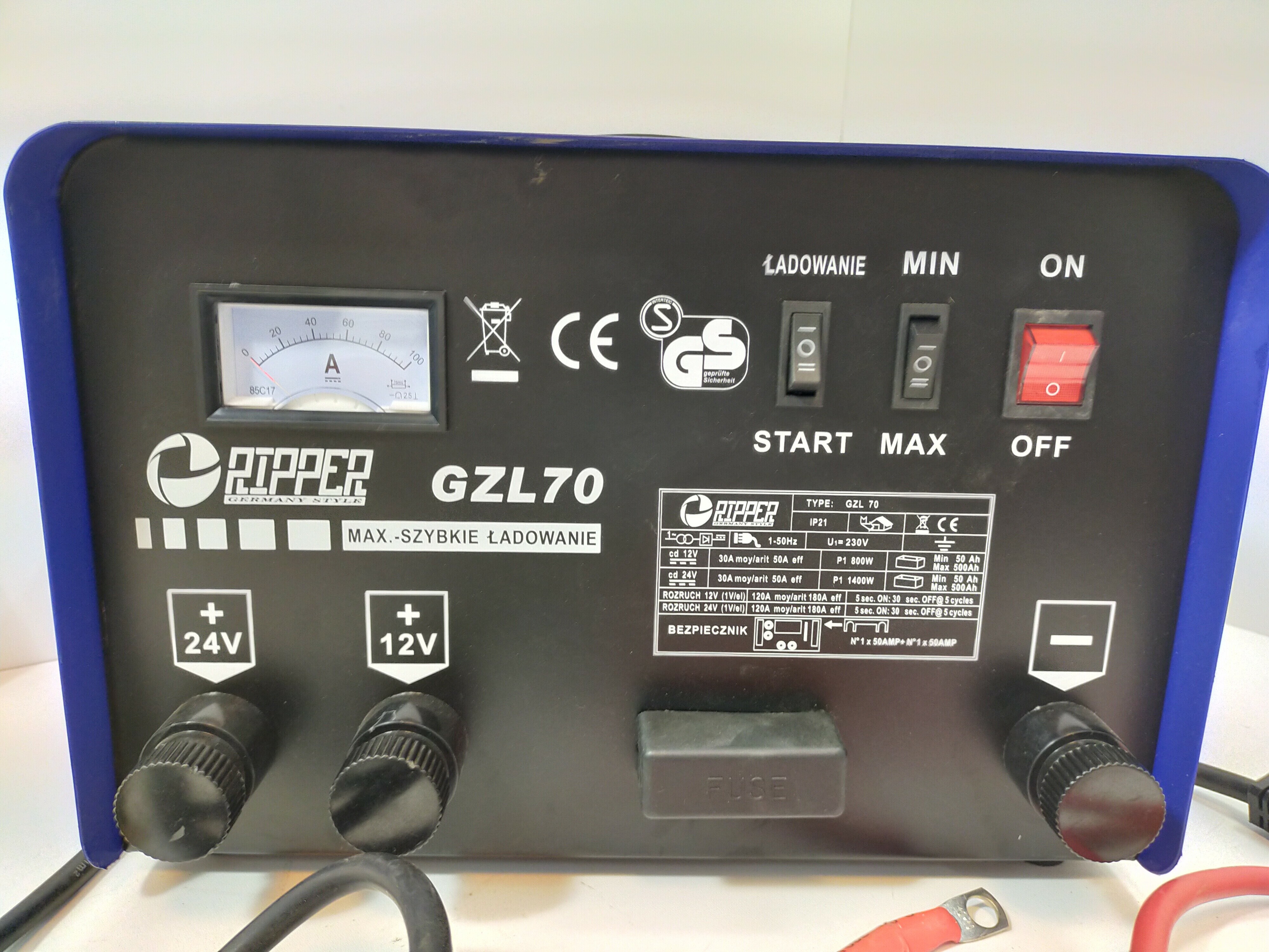 prostownik-12-24v-60a-50-500ah-rozruch-180a-rippe-dzialynskiego-1-swarzedz