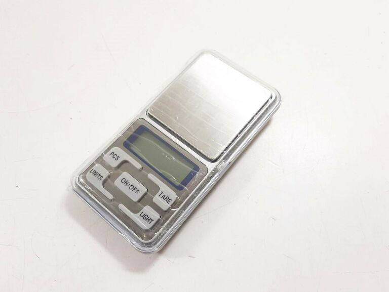 elektroniczna-waga-jubilerska-do-200g-rodzaj-wagi