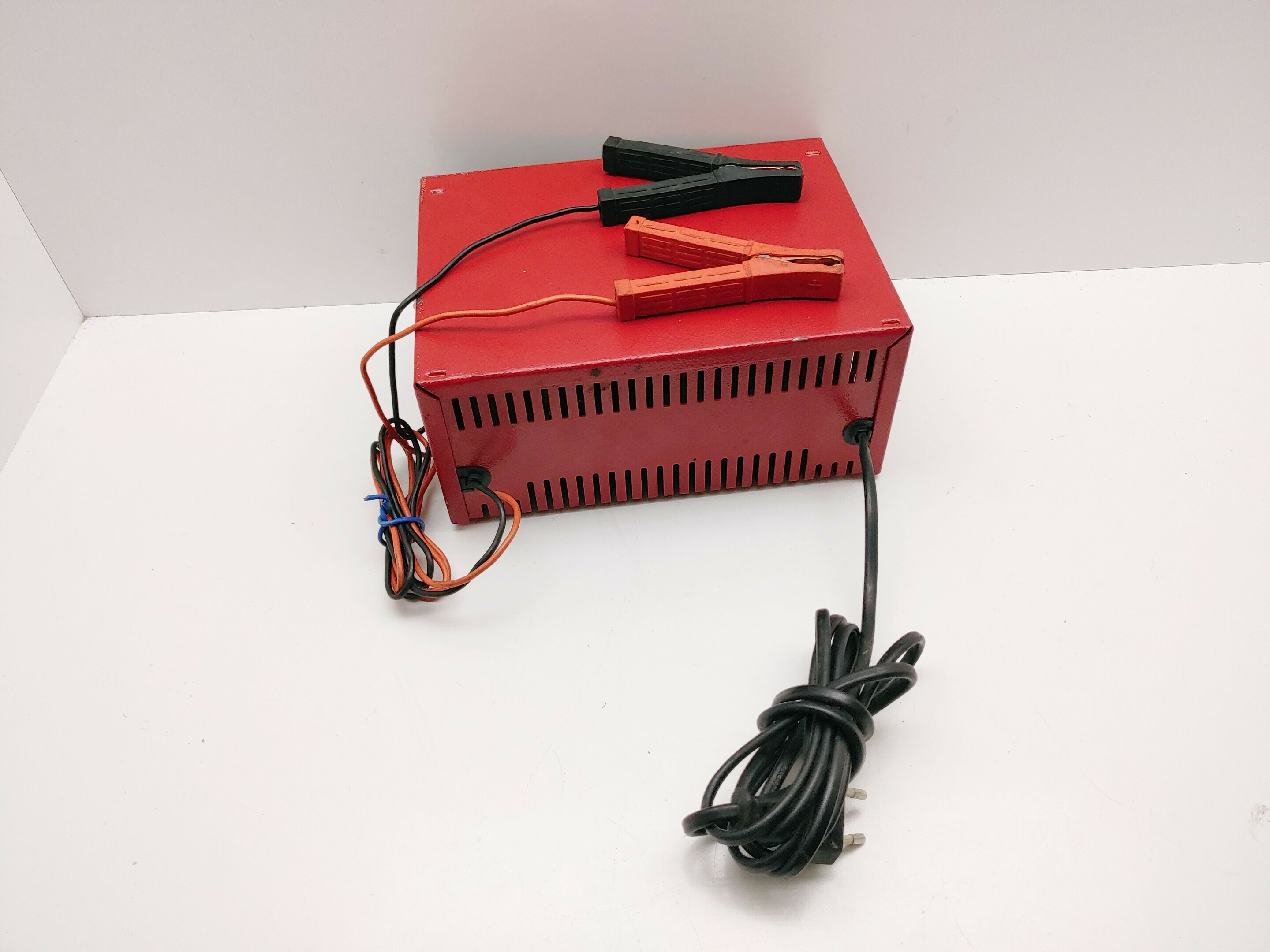 prostownik-absaar-8a-6v12v-wroclaw-marka-absaar