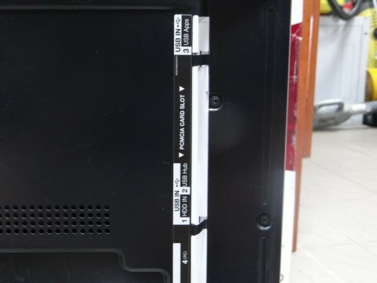 TV LG 42LM660S +PILOT+OKULARY 3D LG