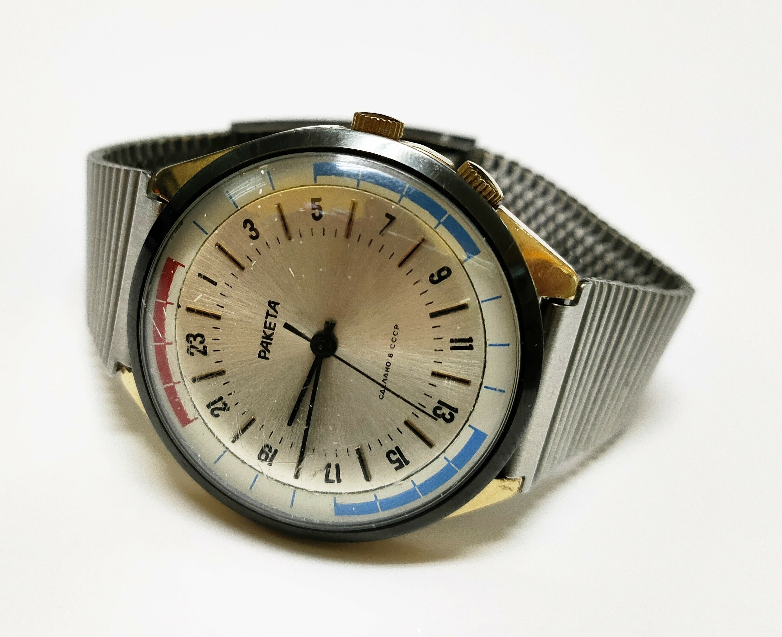 zegarek-paketa-rakieta-24h-24-godzinna-mechanizm-mechaniczny