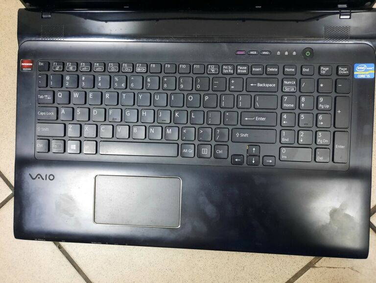 laptop-sony-vaio-sve171c11m-ladtorba-przekatna-ekranu-17