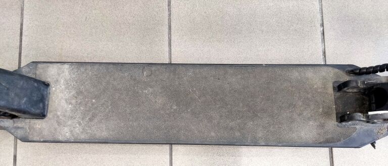 hulajnoga-elektryczna-frugal-comfy-plus-kolor-czarny