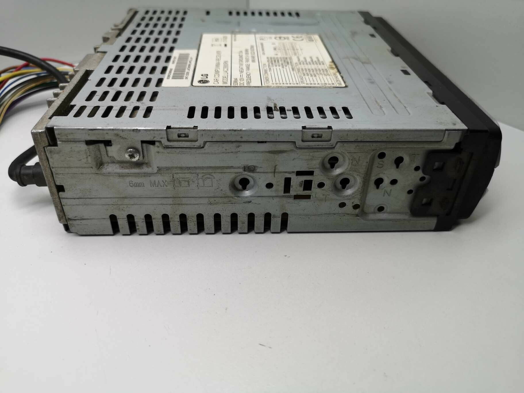 radio-samochodowe-lg-lac2900rn-opis-marka-lg