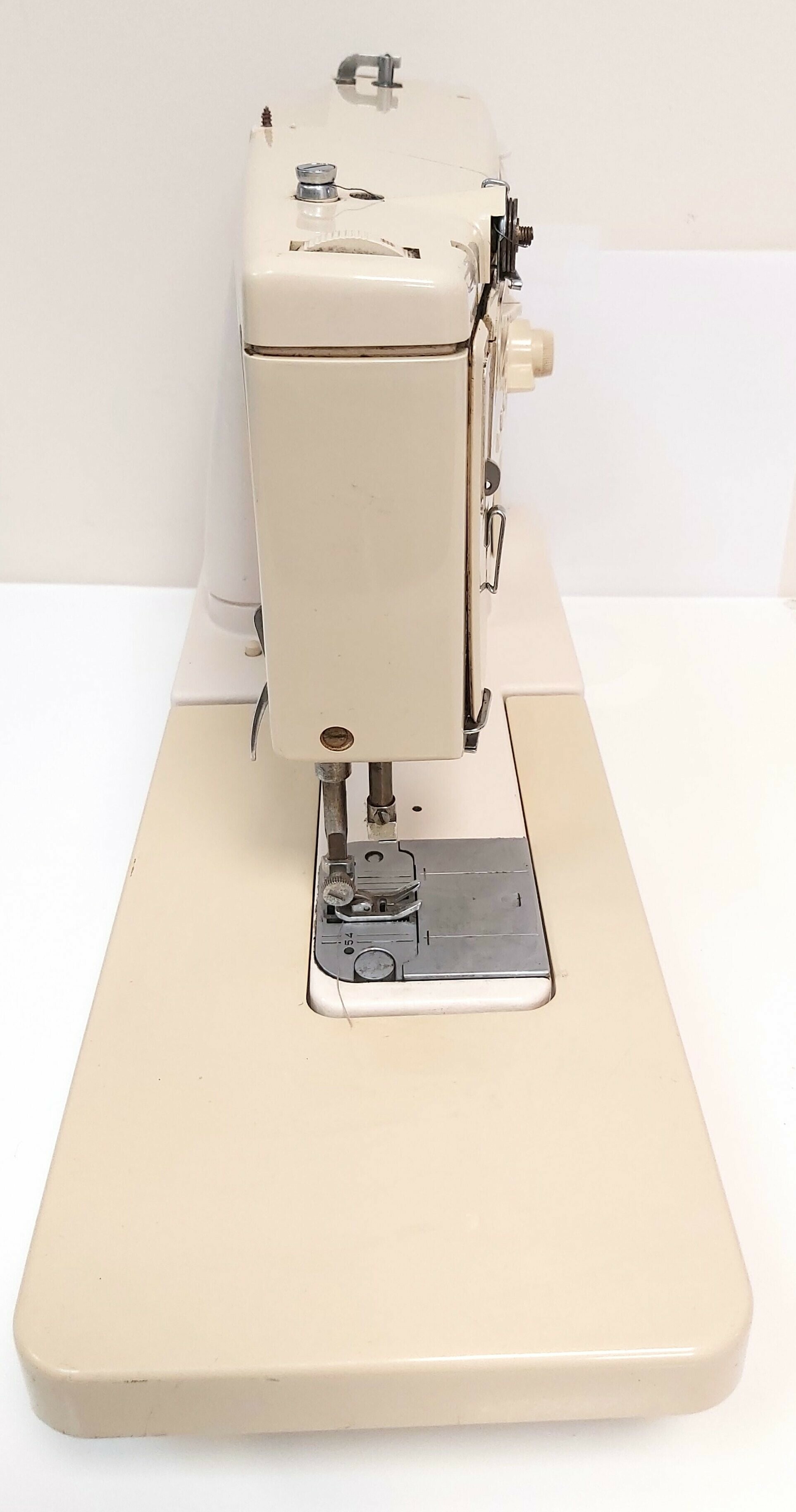 maszyna-do-szycia-lucznik-884-opis-product-id