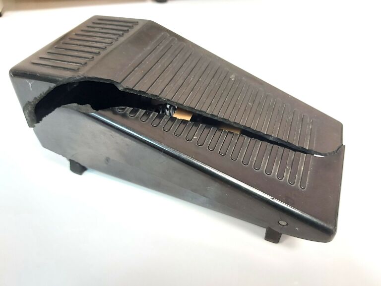 maszyna-do-szycia-lucznik-884-opis-marka-lucznik