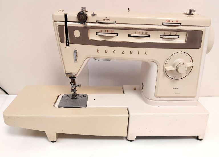 maszyna-do-szycia-lucznik-884-opis-model-884