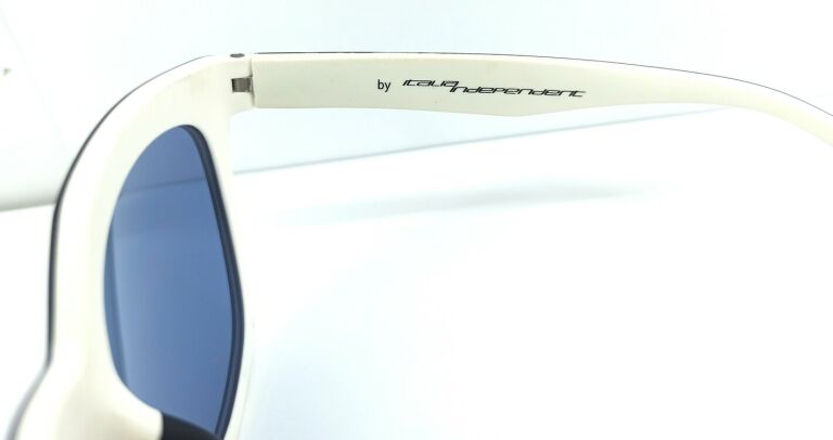 OKULARY PRZECIWSŁONECZNE ADIDAS AOR008.009.001
