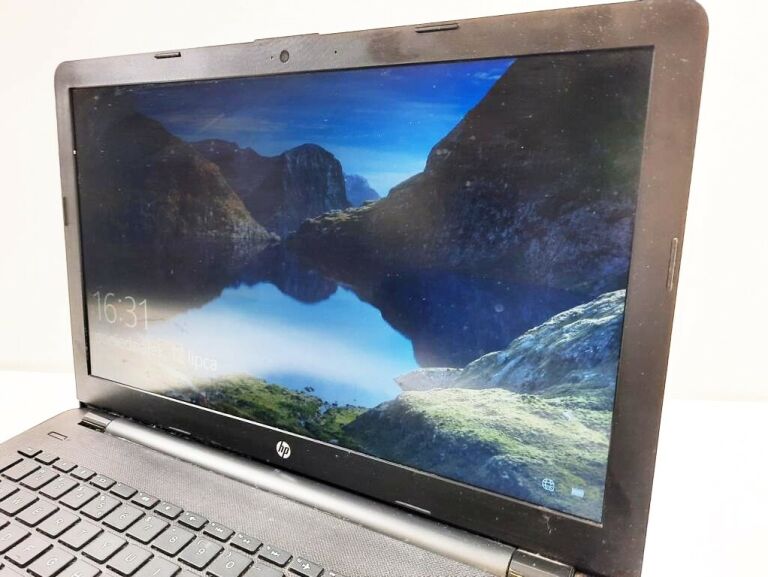 LAPTOP HP 15-BS0XX 15GB 8GB RAM