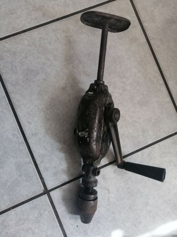 wiertarka-reczna-pww-c13-zabytek-antyk-prl-kod-produktu-pww-c13