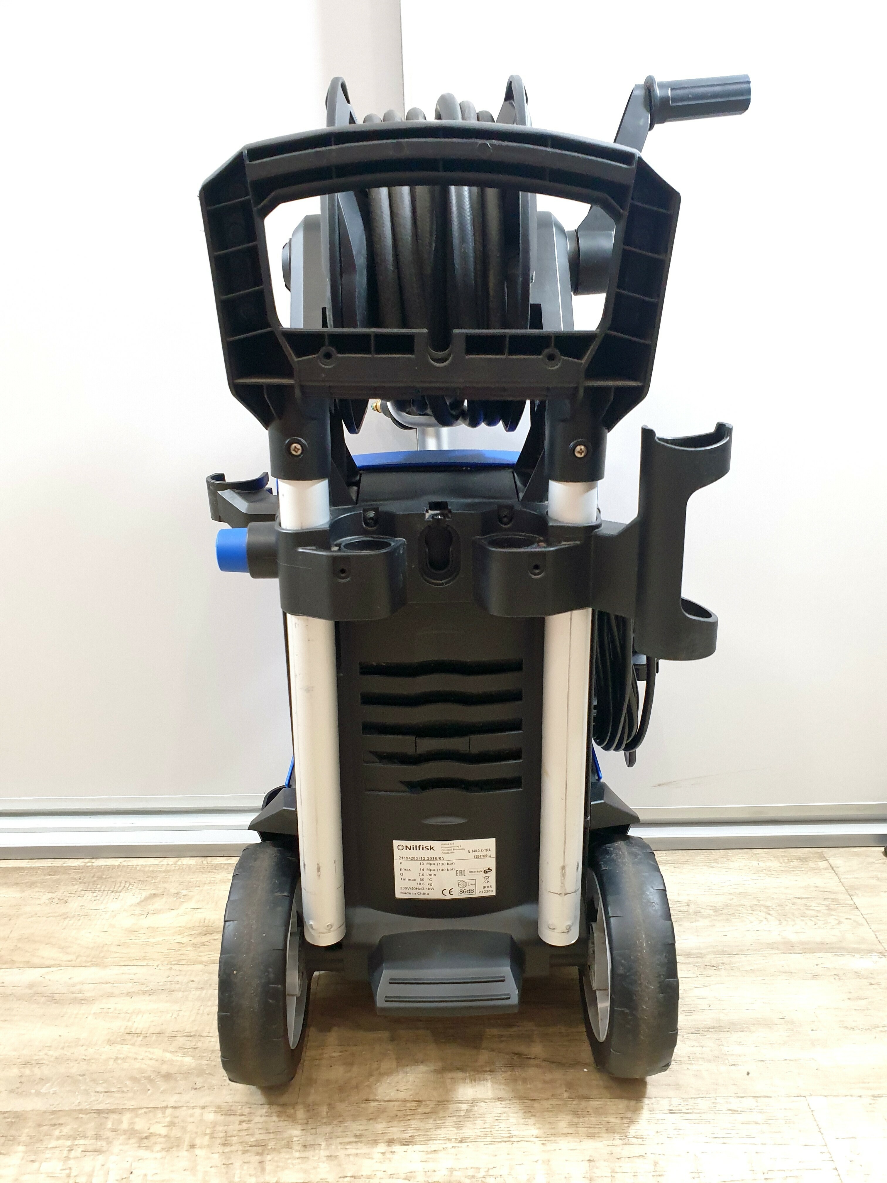 myjka-cisnieniowa-nilfisk-e-1403-9-h-x-tra-rodzaj-pompy-aluminiowa