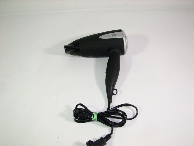 suszarka-do-wlosow-ricco-spoldzielcza-13-sj-starachowice