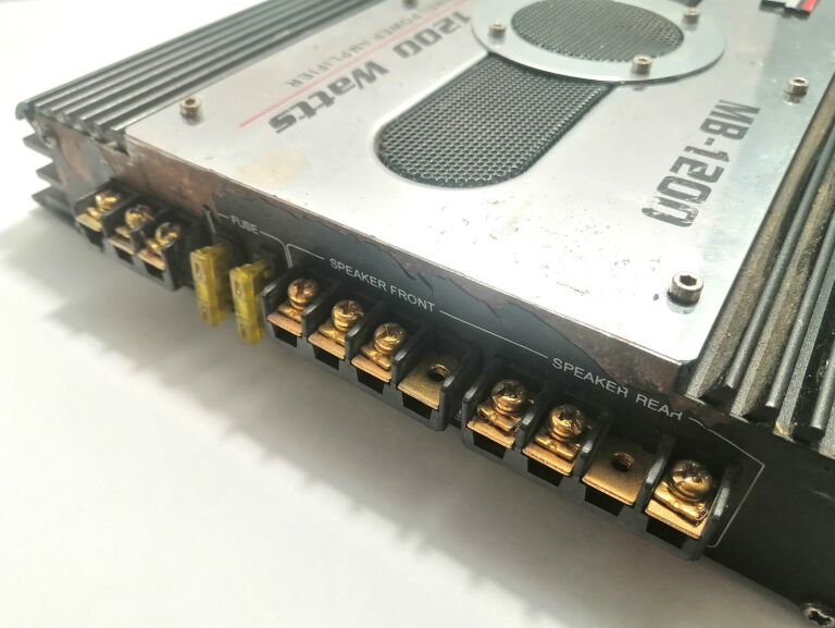 WZMACNIACZ VOICE KRAFT MB-1200