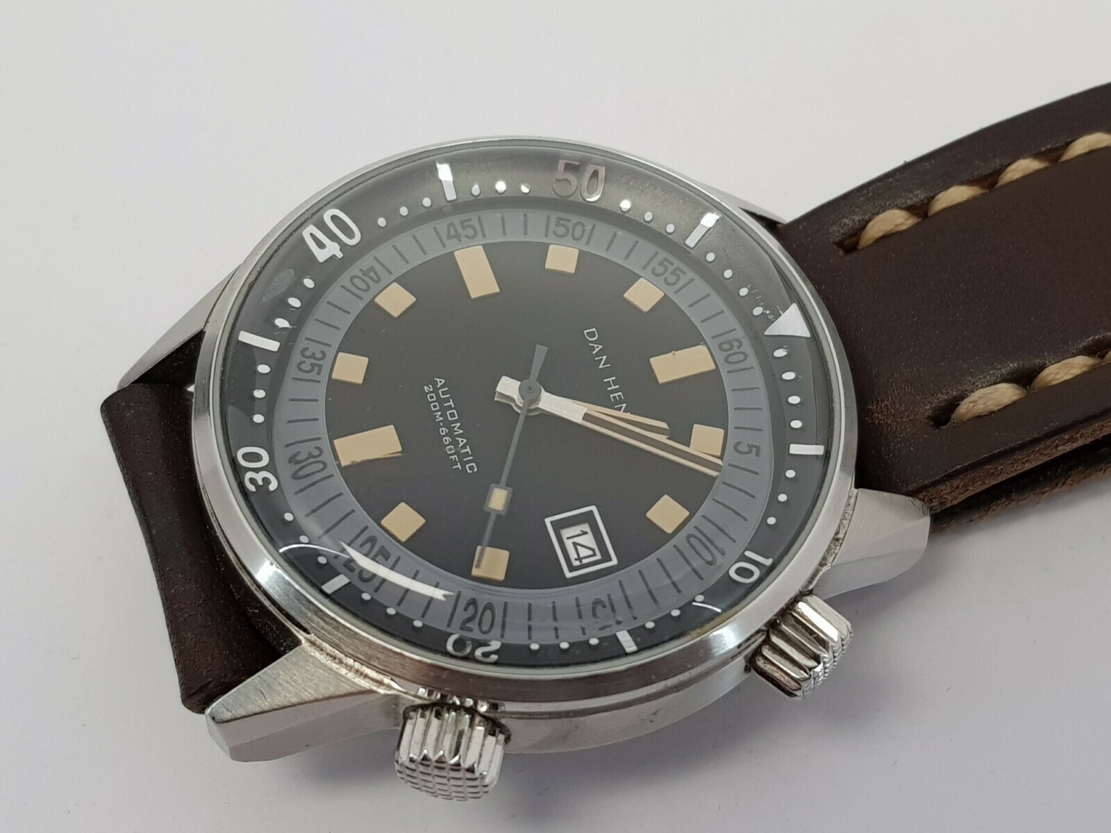 zegarek-dan-henry-1970-diver-compressor-limited-funkcje-wodoszczelny