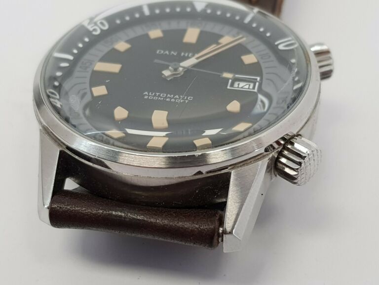 zegarek-dan-henry-1970-diver-compressor-limited-mechanizm-automatyczny