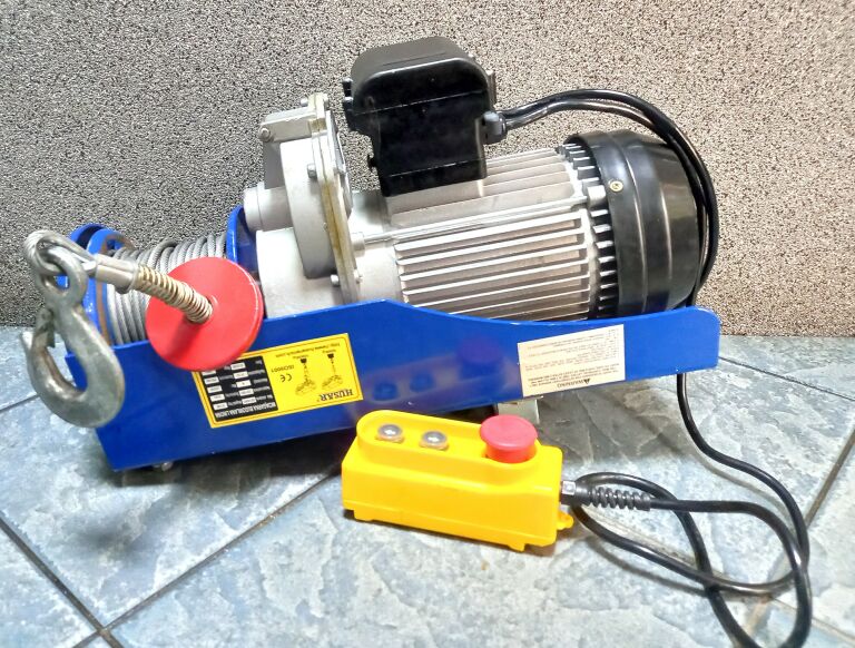 dzwig-elektryczna-wciagarka-linowa-500990-husar-orzeszkowej-rog-bro-lwowek-sl