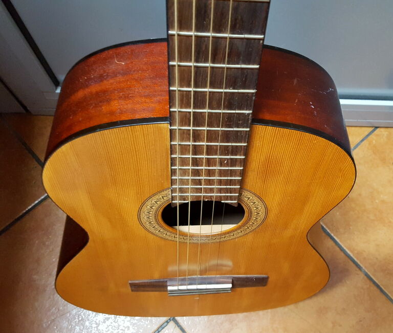GITARA AKUSTYCZNA HOFNER