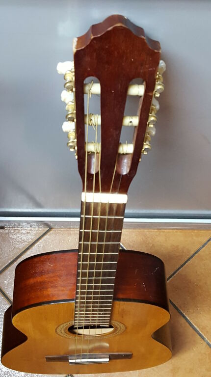 GITARA AKUSTYCZNA HOFNER