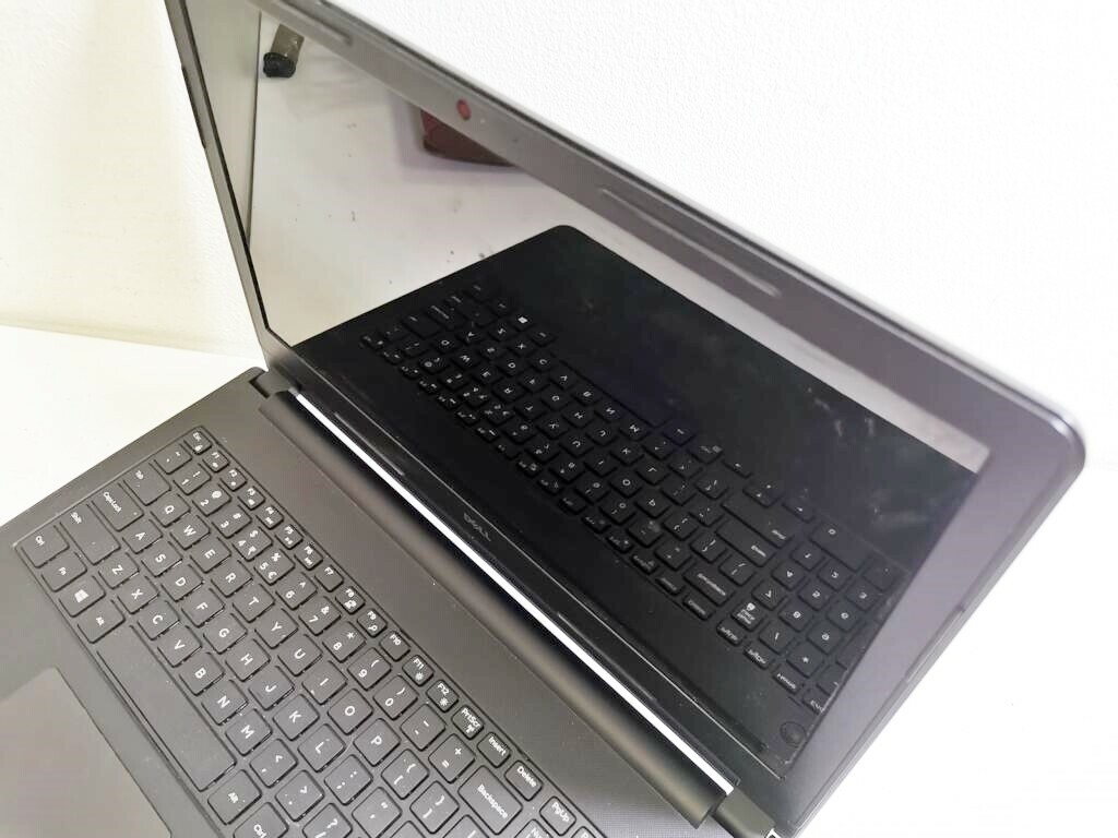 laptop-dell-inspiron-15-5100-model-inspiron-15-5100