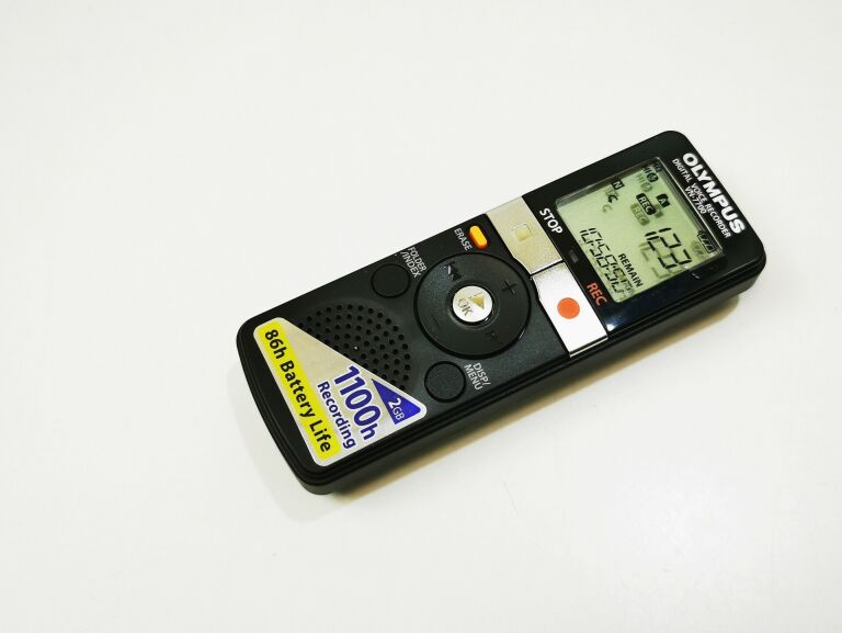 DYKTAFON OLYMPUS VN-7700