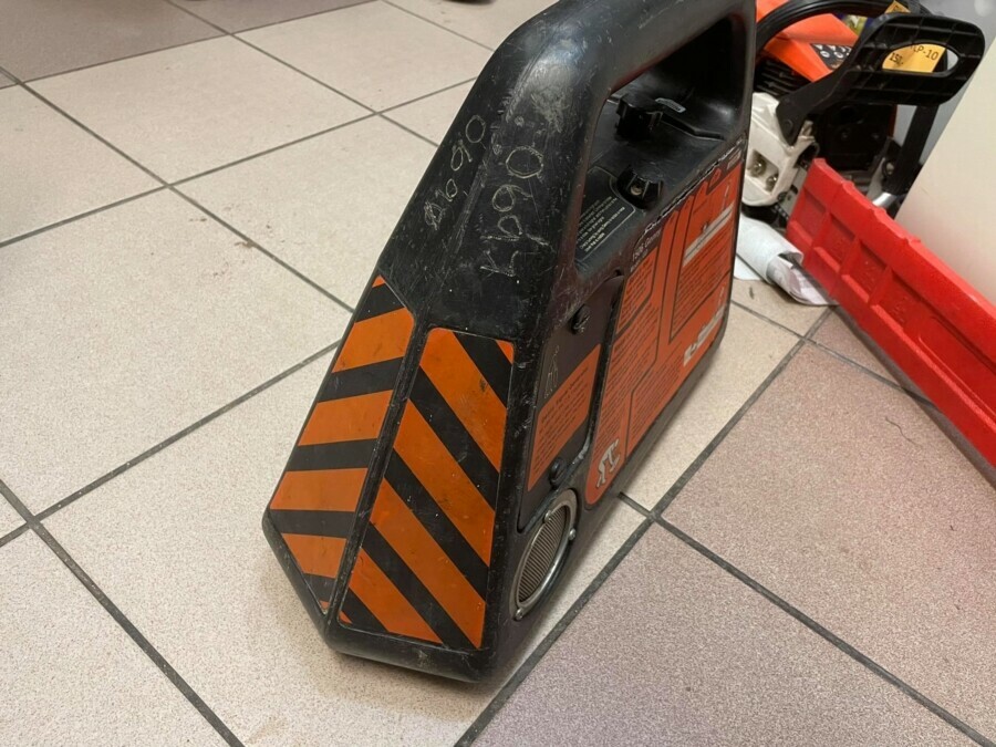 generator-genny-1506-zasilanie-akumulatorowe