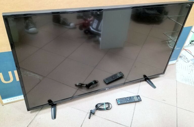 TELEWIZOR LED LG 49UF640VUSZKODZONA PŁYTA GŁÓWNA