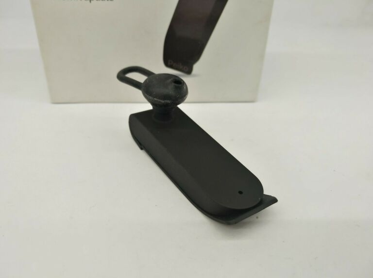 tlumacz-translator-sluchawkowy-peiko-world-komplet-stan-uzywany