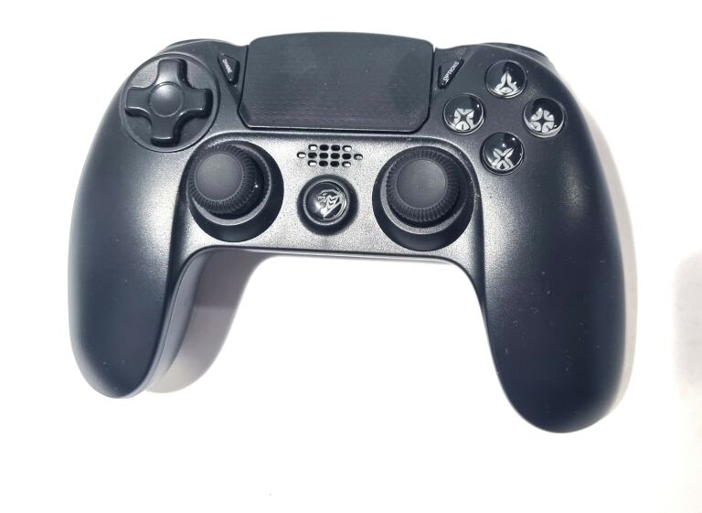 pad-cobra-pudelko-pochodzenie-brak-informacji