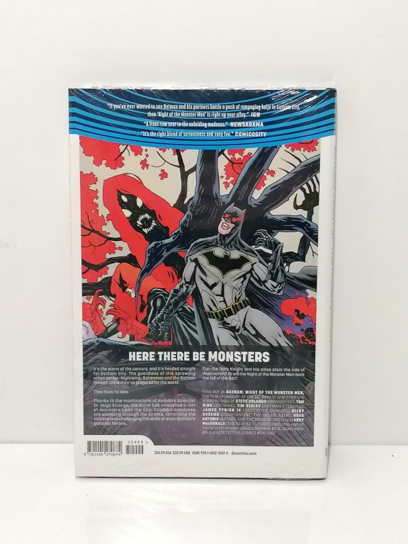BATMAN DCUNIVERSE REBIRTH NIGHT OF THE MONSTER MAN