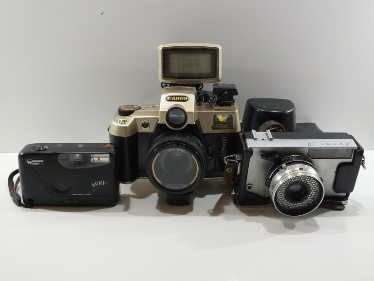 APARATY FOTOGRAFICZNE ZORKI 10 CANON 9002RS WIZEN