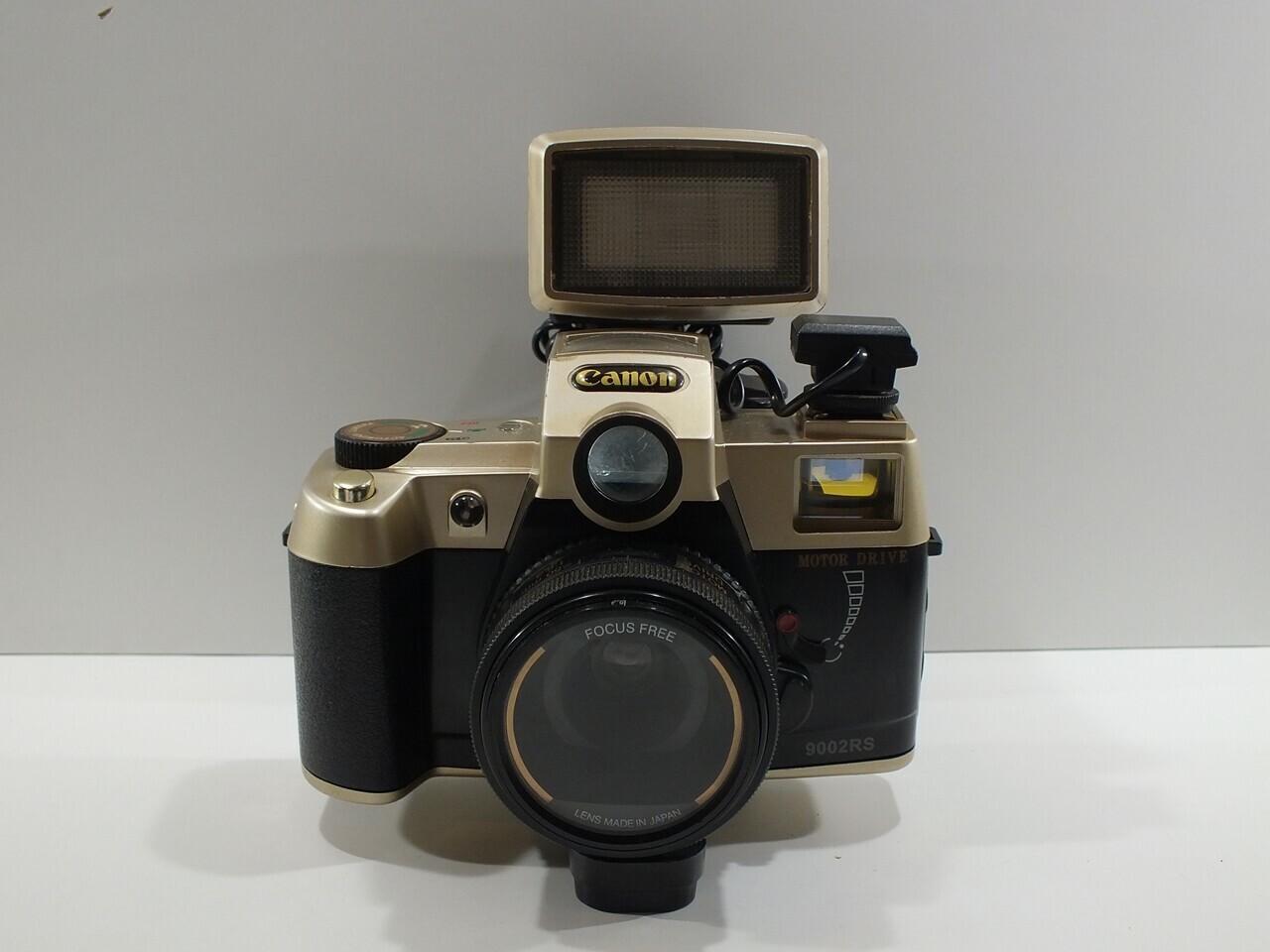 aparaty-fotograficzne-zorki-10-canon-9002rs-wizen-stan-uszkodzony