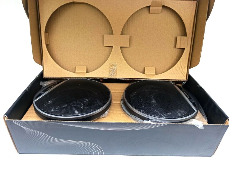 glosniki-samochodowe-krugermatz-km652t11-stan-uzywany