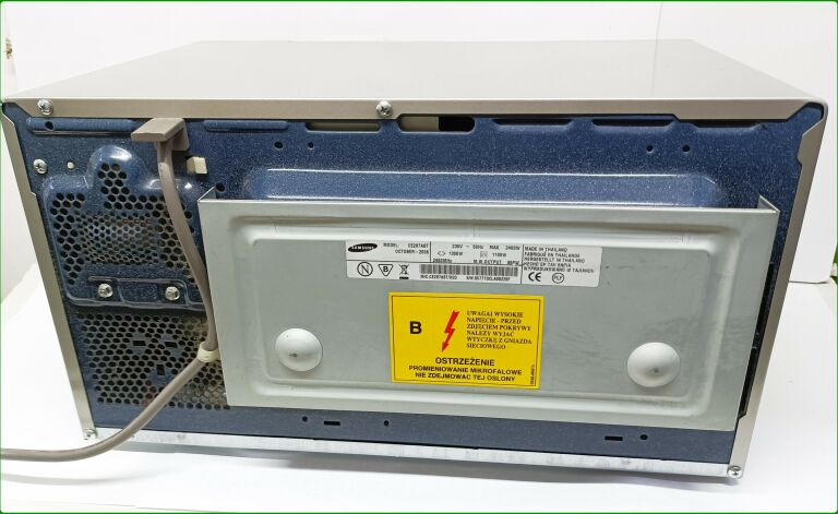 KUCHENKA MIKROFALOWA Z GRILLEM SAMSUNG CE287AST