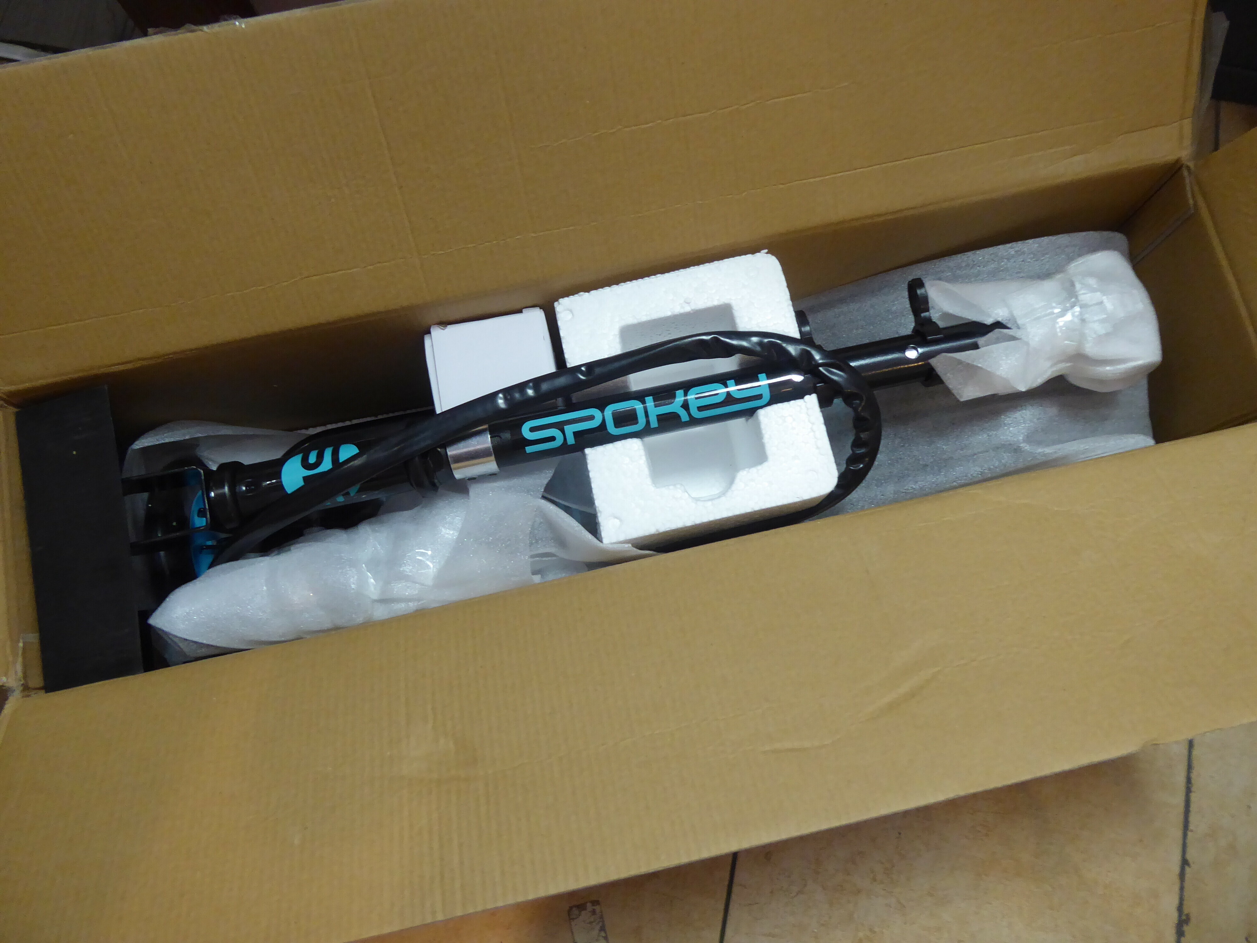 hulajnoga-elektryczna-spokey-elfie-do-50kg-komple-kod-producenta-elfie