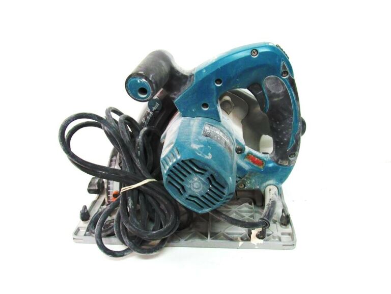 ZAGLEBIARKA MAKITA SP6000 SZYNA