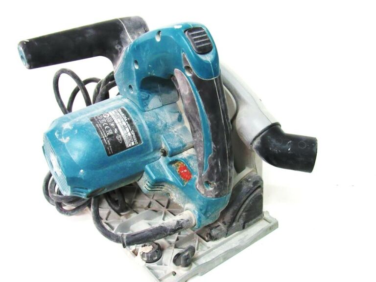 ZAGLEBIARKA MAKITA SP6000 SZYNA