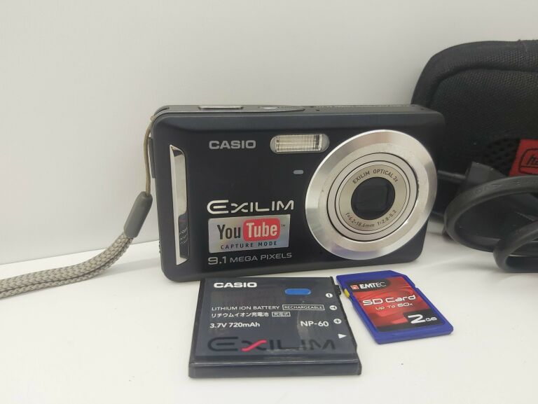 APARAT CASIO EXILIM EX-Z22 ŁADOWARKA KARTA PAMIĘC