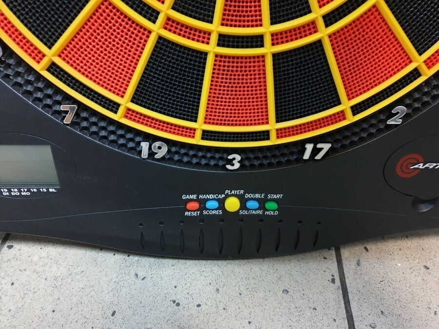 dart-rzutki-artemis-310-model-310