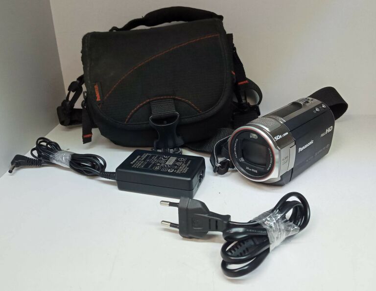 KAMERA PANASONIC HC-V720