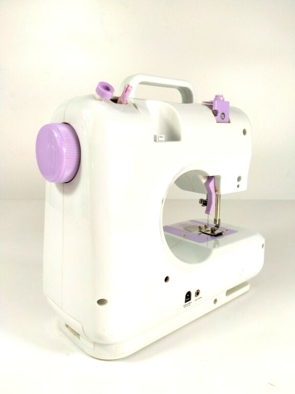 maszyna-do-szycia-singer-pixie-plus-marka-singer