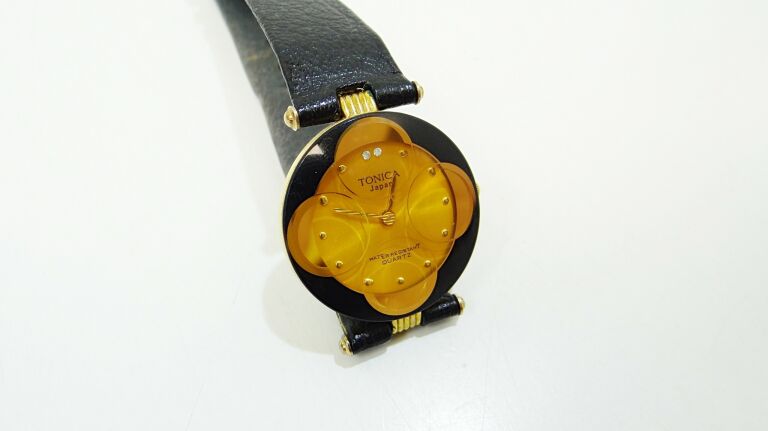 ŚLICZNY POZŁACANY ZEGAREK TONICA JAPAN 18CT