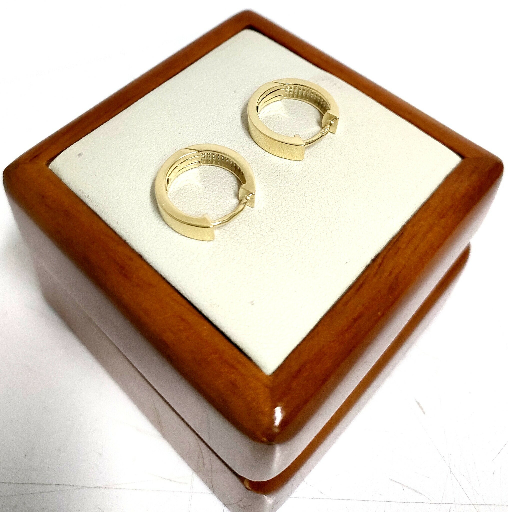 sliczne-zlote-kolczyki-p333-269g-material-zloto