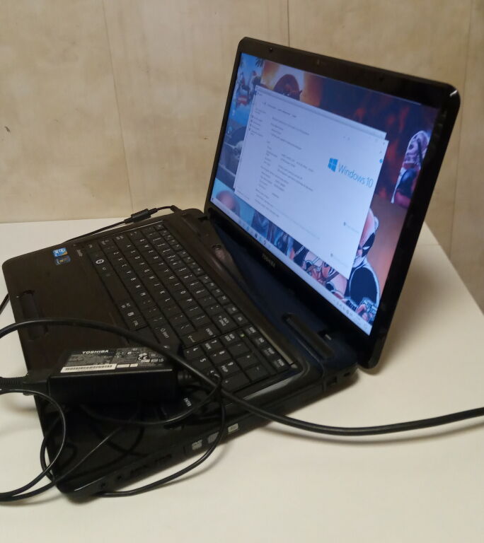 LAPTOP TOSHIBA SATELLITE L670-1JW