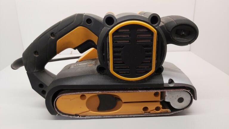 szlifierka-tasmowa-jcb-bs900-900w-marka-jcb