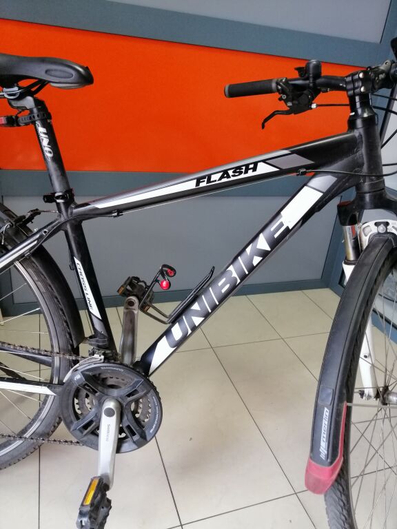 ROWER UNIBIKE FLASH SHIMANO ACERA 19 RAMA 28 KOŁA