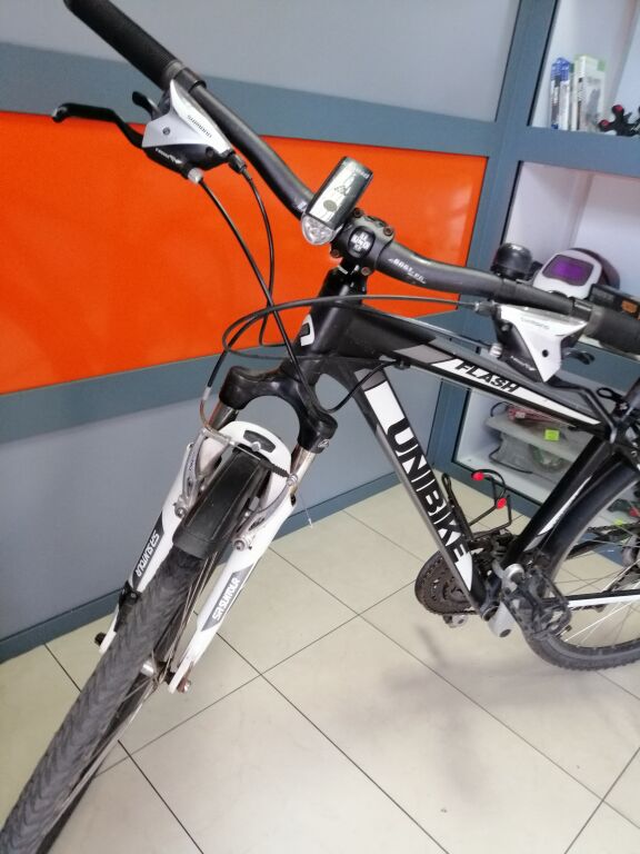 ROWER UNIBIKE FLASH SHIMANO ACERA 19 RAMA 28 KOŁA
